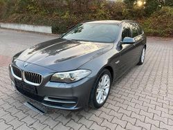 Grau Gebraucht 2016 BMW 518 Sport Line Kombi | 11.990 € (Guter Preis)