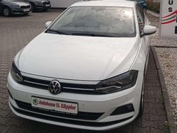 Pure white uni Gebraucht 2021 VW Polo Comfortline Limousine | 16.900 € (Fairer Preis)