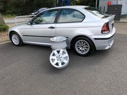 Silber Gebraucht 2004 BMW 316 Compact Sport Line Kleinwagen | 1.999 € (Guter Preis)