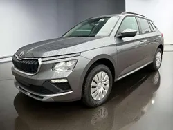 Graphitegrau metallic Neu 2025 Skoda Kamiq Selection SUV | 24.990 € (Guter Preis)