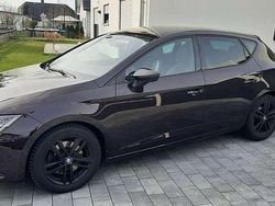 Violett Gebraucht 2017 Seat Leon FR Limousine | 13.500 € (Fairer Preis)