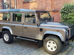 Grau Gebraucht 2010 Land Rover Defender SE Kombi | 43.500 € (Teuer)