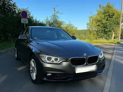 Grau Gebraucht 2012 BMW 320 Sport Line Limousine | 8.099 € (Superpreis)