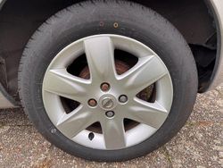Silber Gebraucht 2003 Nissan Micra Kleinwagen | 1.600 € (Fairer Preis)