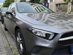 Grau Gebraucht 2018 Mercedes A200 Limousine | 20.000 € (Fairer Preis)