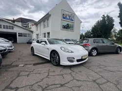 Carraraweiß Gebraucht 2010 Porsche Panamera 4S Limousine | 27.950 € (Fairer Preis)