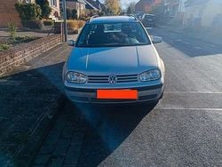 Silber Gebraucht 2000 VW Golf IV Basis Kombi | 990 € (Guter Preis)