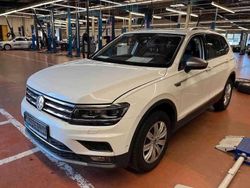Weiß Gebraucht 2021 VW Tiguan Allspace SUV | 30.980 € (Guter Preis)