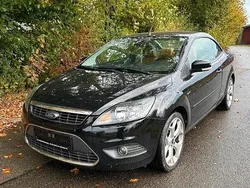 Schwarz Gebraucht 2010 Ford Focus Cabriolet Cabrio | 2.850 €