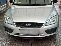 Silber Gebraucht 2005 Ford Focus Trend Kombi | 600 € (Superpreis)