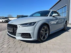 Grau Gebraucht 2019 Audi TT Roadster Sport Cabrio | 39.900 €