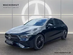 Metalliclack kosmosschwarz Gebraucht 2024 Mercedes CLA250 AMG Limousine | 44.390 € (Etwas zu teuer)