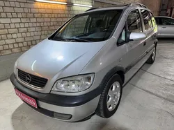 Silber Gebraucht 1999 Opel Zafira Elegance Van / Kleinbus | 3.999 € (Teuer)