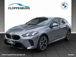 Skyscraper grau Neu 2025 BMW 116 M Sport Kleinwagen | 35.260 € (Fairer Preis)