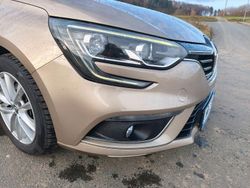 Beige Gebraucht 2017 Renault Mégane IV Intens Limousine | 9.400 € (Fairer Preis)