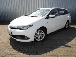 Weiß Gebraucht 2019 Toyota Auris Touring Sports Kombi | 16.990 € (Fairer Preis)