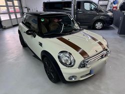 Weiß Gebraucht 2010 Mini Cooper Kleinwagen | 7.800 €
