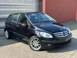 Schwarz Gebraucht 2007 Mercedes B200 Van / Kleinbus | 3.300 €