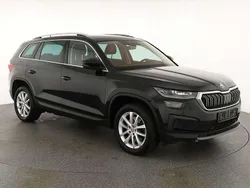 Black magic perleffekt Gebraucht 2022 Skoda Kodiaq Style SUV | 36.045 € (Fairer Preis)