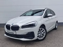 Weiß Gebraucht 2021 BMW 225 Active Tourer Advantage Van / Kleinbus | 19.207 € (Fairer Preis)