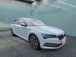 Weiß Gebraucht 2023 Skoda Superb Kombi | 40.420 € (Etwas zu teuer)