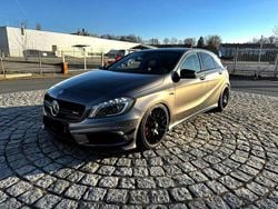 Grau Gebraucht 2014 Mercedes A45 AMG AMG Limousine | 17.900 € (Fairer Preis)