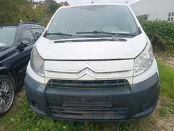 Weiß Gebraucht 2010 Citroën Jumpy Van / Kleinbus | 950 €