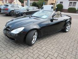 Obsidianschwarz metalliclack Gebraucht 2006 Mercedes SLK350 Cabrio | 16.950 € (Teuer)
