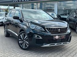 Noir perla nera Gebraucht 2020 Peugeot 5008 Allure Van / Kleinbus | 17.990 € (Guter Preis)