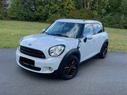 Weiß Gebraucht 2015 Mini ONE Kleinwagen | 9.500 € (Fairer Preis)