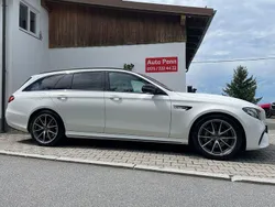 Weiß Gebraucht 2018 Mercedes E63 AMG AMG Kombi | 54.990 € (Fairer Preis)