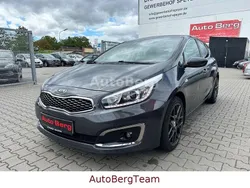 Grau Gebraucht 2017 Kia Ceed Edition 7 Limousine | 9.999 € (Fairer Preis)
