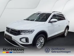 Pure white Gebraucht 2024 VW T-Roc Life SUV | 21.490 € (Guter Preis)