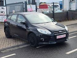 Schwarz Gebraucht 2014 Ford Focus Trend Limousine | 3.450 € (Superpreis)