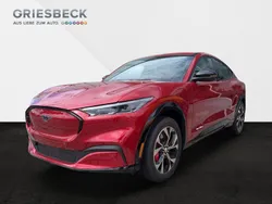 Rot metallic Gebraucht 2022 Ford Mustang Mach-E SUV | 32.620 € (Superpreis)