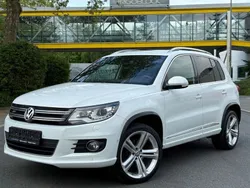 Weiß Gebraucht 2014 VW Tiguan R-line SUV | 10.900 € (Etwas zu teuer)