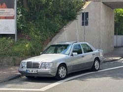 Silber Gebraucht 1994 Mercedes E280 Sportline Limousine | 13.500 €