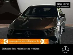 Grau Gebraucht 2024 Mercedes A250 Advanced Plus Limousine | 29.490 € (Guter Preis)