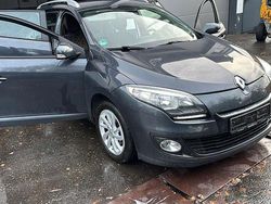 Grau Gebraucht 2013 Renault Mégane GrandTour Kombi | 4.350 € (Guter Preis)