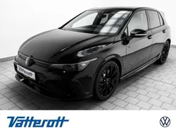 Schwarz Neu 2025 VW Golf VIII Black Edition Limousine | 61.750 €