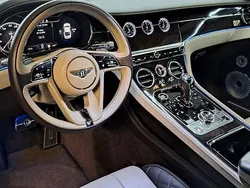 Grau Gebraucht 2018 Bentley Continental GT | 143.000 €