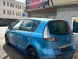 Blau Gebraucht 2012 Renault Scénic III Dynamique Van / Kleinbus | 3.200 €