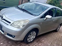 Silber Gebraucht 2005 Toyota Corolla Limousine | 2.900 €