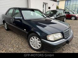 Blau Gebraucht 1999 Mercedes C200 Elegance Limousine | 6.500 € (Teuer)