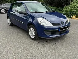 Blau Gebraucht 2007 Renault Clio II Kleinwagen | 1.850 € (Fairer Preis)