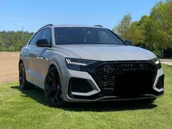 Grau Gebraucht 2022 Audi RS Q8 Sport SUV | 119.000 € (Etwas zu teuer)