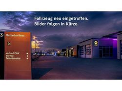 Weiß Gebraucht 2024 Mercedes EQB300 Progressive SUV | 37.890 € (Etwas zu teuer)