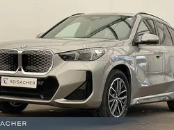 Silber Neu 2025 BMW iX1 Performance SUV | 53.595 € (Guter Preis)
