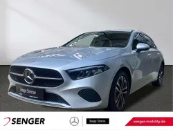 Silber Gebraucht 2023 Mercedes A180 Progressive Kleinwagen | 26.720 € (Guter Preis)