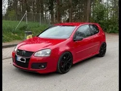 Rot Gebraucht 2006 VW Golf V GTI Kleinwagen | 7.800 € (Teuer)